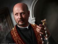 cthulhu___priest_of_two_faiths_by_henning-d2z6tve.jpg