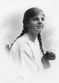 1923-peg-portrait.jpg