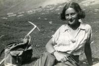 1928-Switzerland-Self-Portrait.jpg