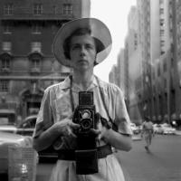 Self-Portrait-Vivian-Maier-1075-290x290.jpg