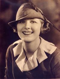 marilyn-portrait-as-peter1.jpg