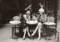 Vintage-French-Flappers-circa-1920-postcard.jpg