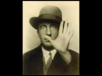 Portrait-de-Paul-Eluard-vers-1927.jpg