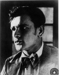 Prithviraj_Kapoor_portrait_1929.jpg