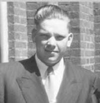 siegl_tauer_roman_1922_portrait.jpg